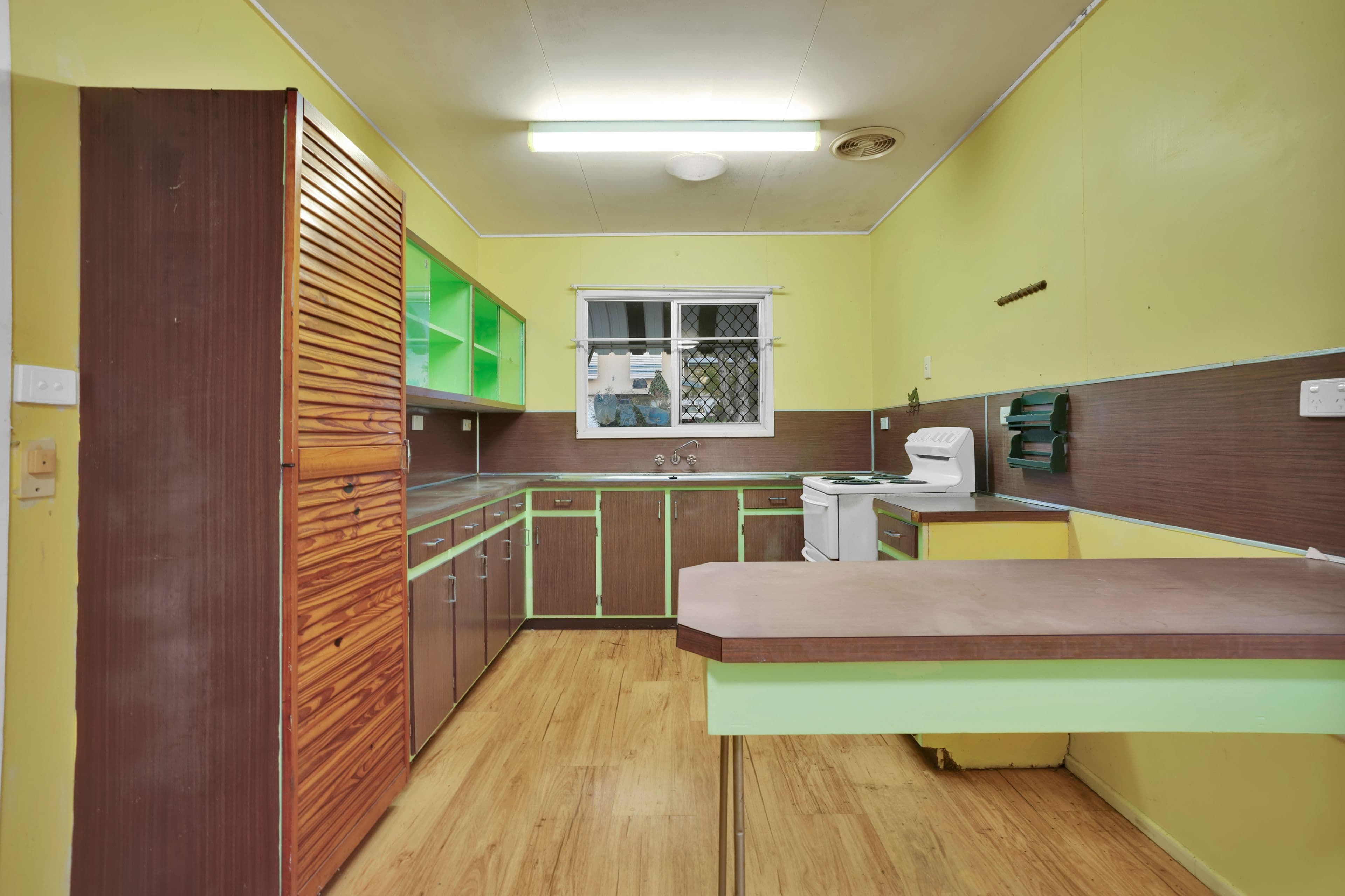 1 Curtis Street, West Gladstone QLD 4680, West Gladstone - Thumbnail 6