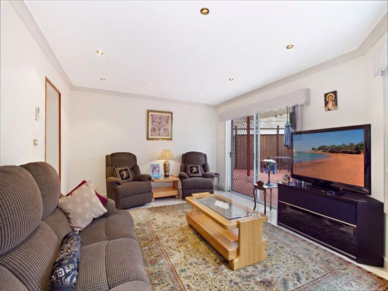 2 Oldham Crescent, DOLLS POINT NSW 2219, Dolls Point - Thumbnail 5
