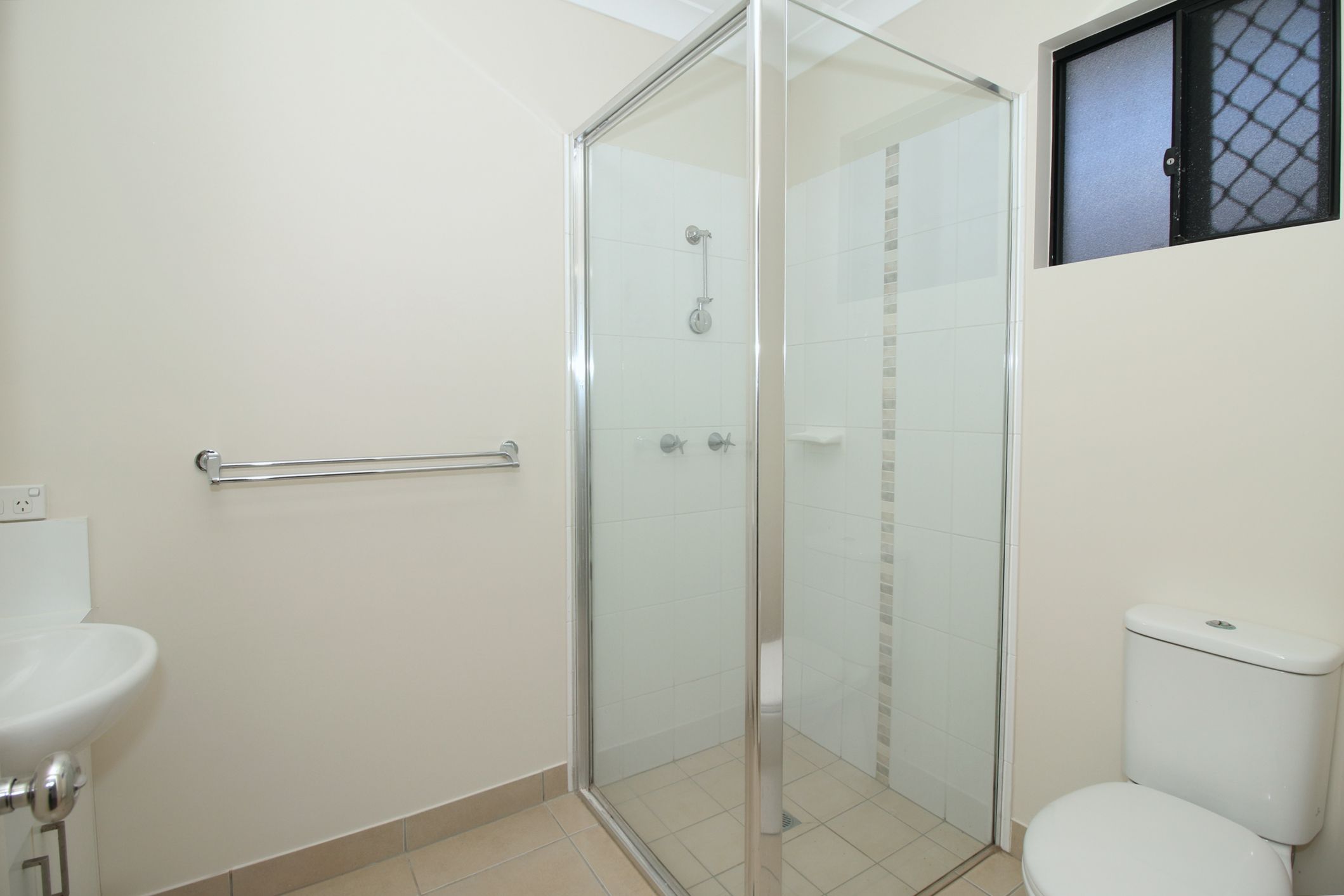 15 Garrison Court, Mount Louisa QLD 4814, Mount Louisa - Thumbnail 6