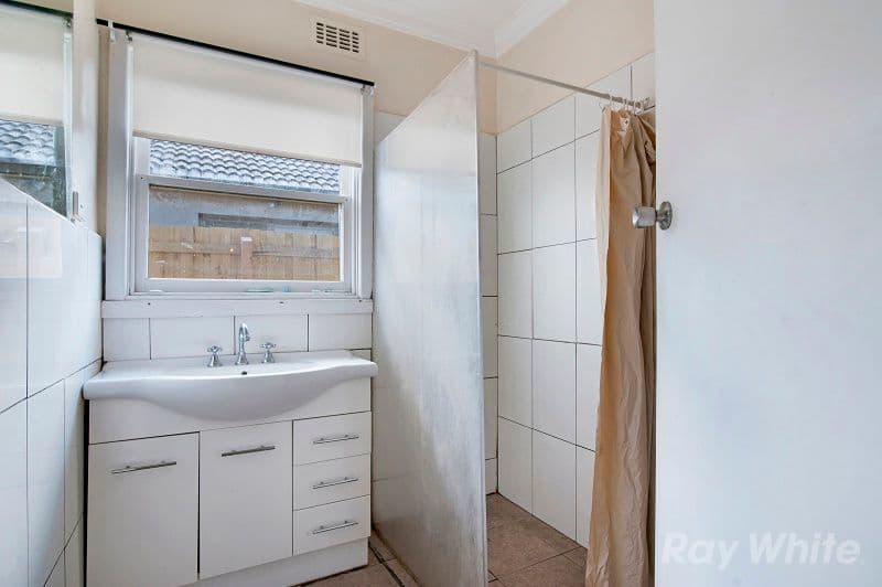 15 Jeffers Street, Noble Park VIC 3174, Noble Park - Thumbnail 4