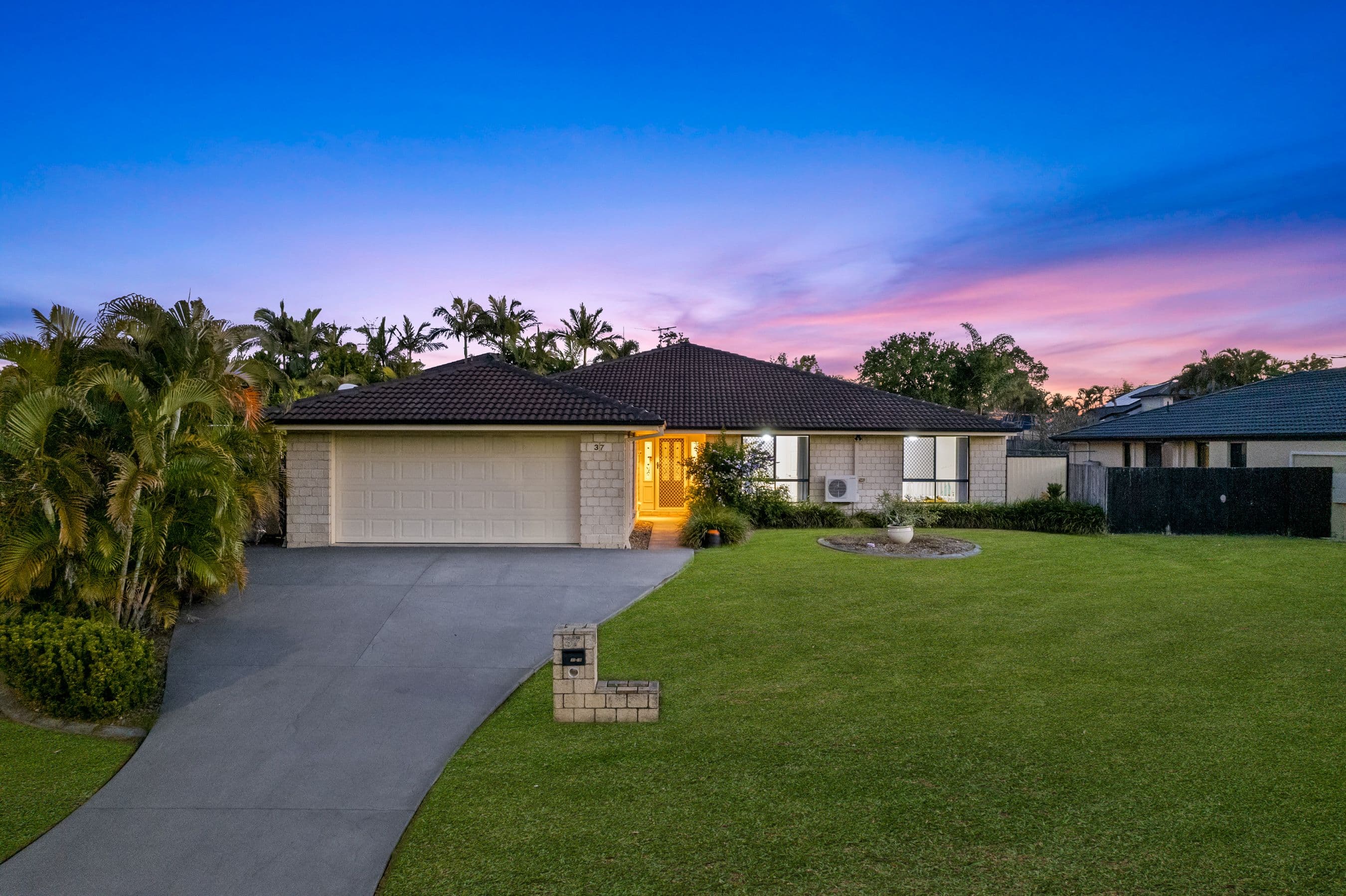 37-39 Blue Wren Place, Heritage Park QLD 4118, Heritage Park - Image 1