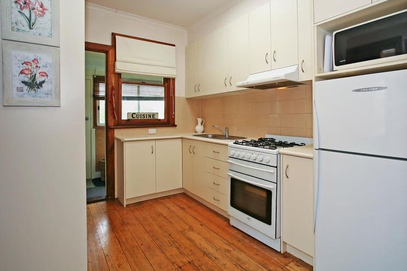 283 Autumn Street, MANIFOLD HEIGHTS VIC 3218, Manifold Heights - Thumbnail 3