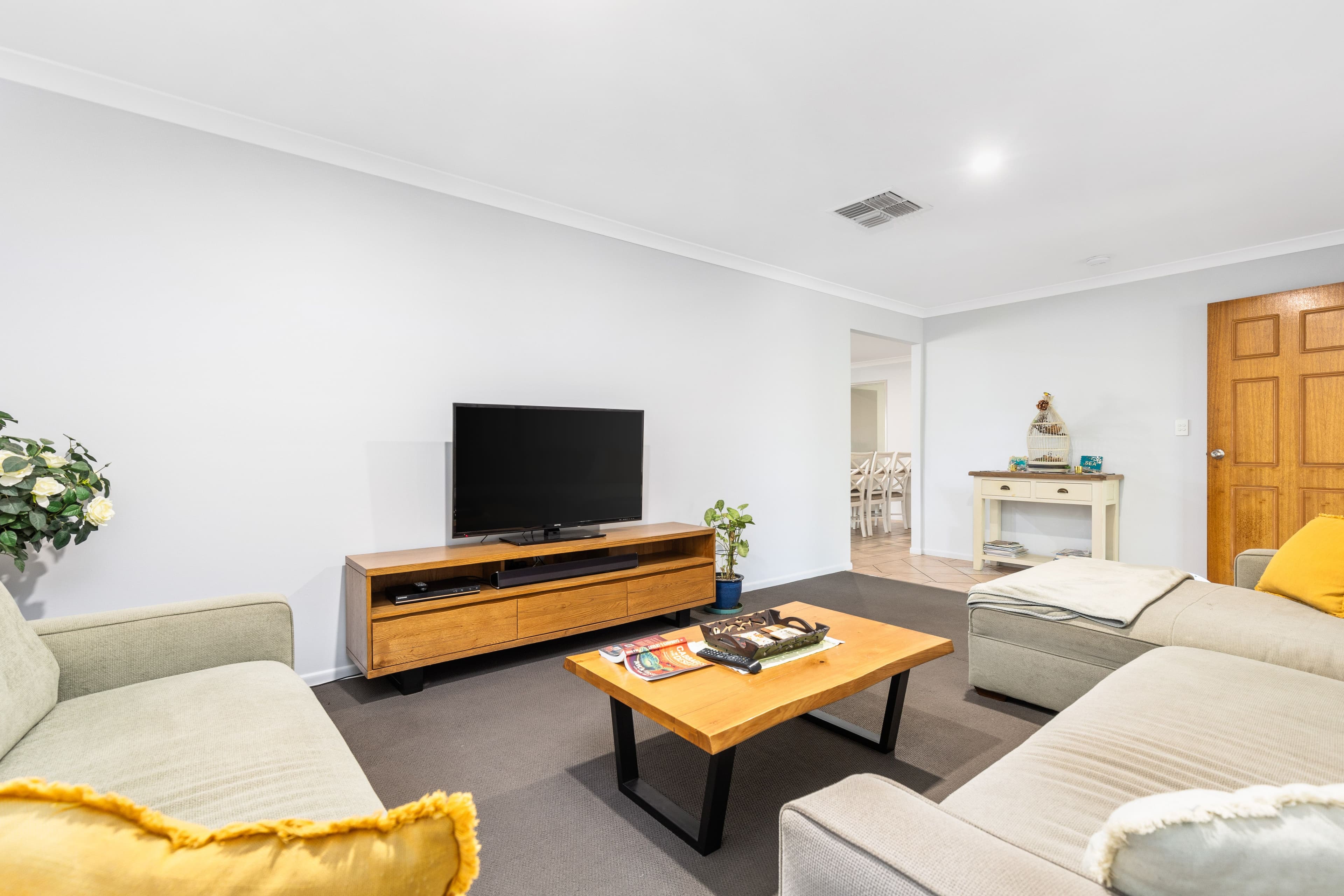 11 Statesman Drive, Emerald QLD 4720, Emerald - Thumbnail 4