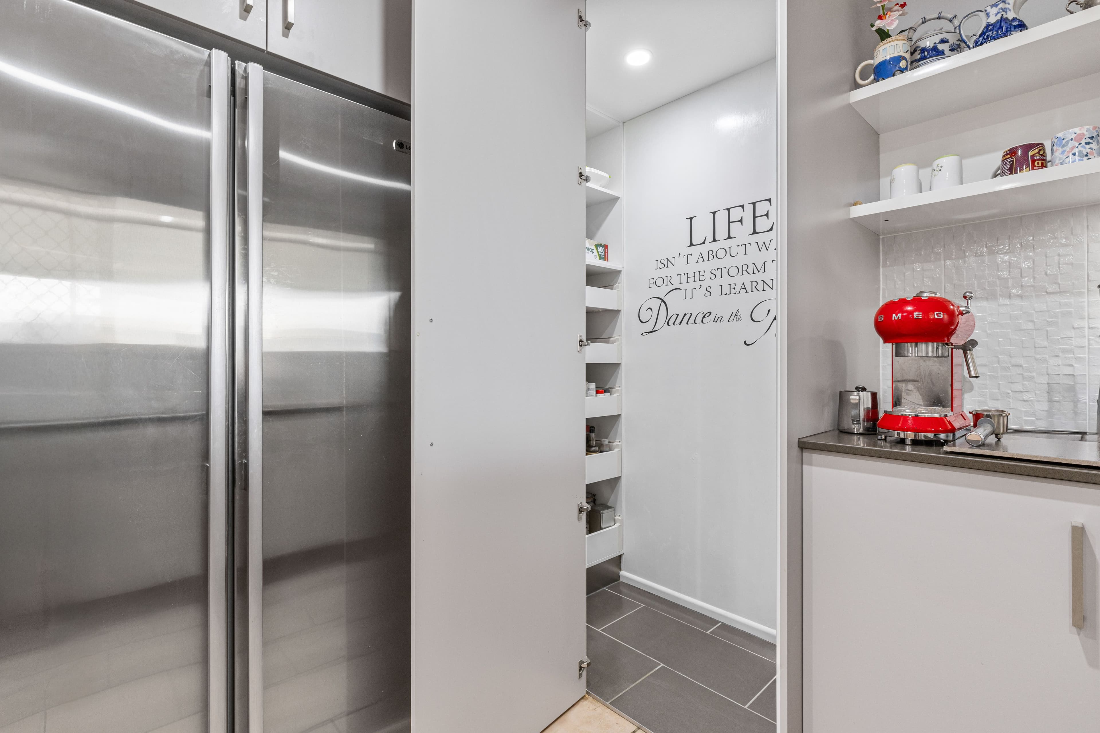 11 Statesman Drive, Emerald QLD 4720, Emerald - Thumbnail 8