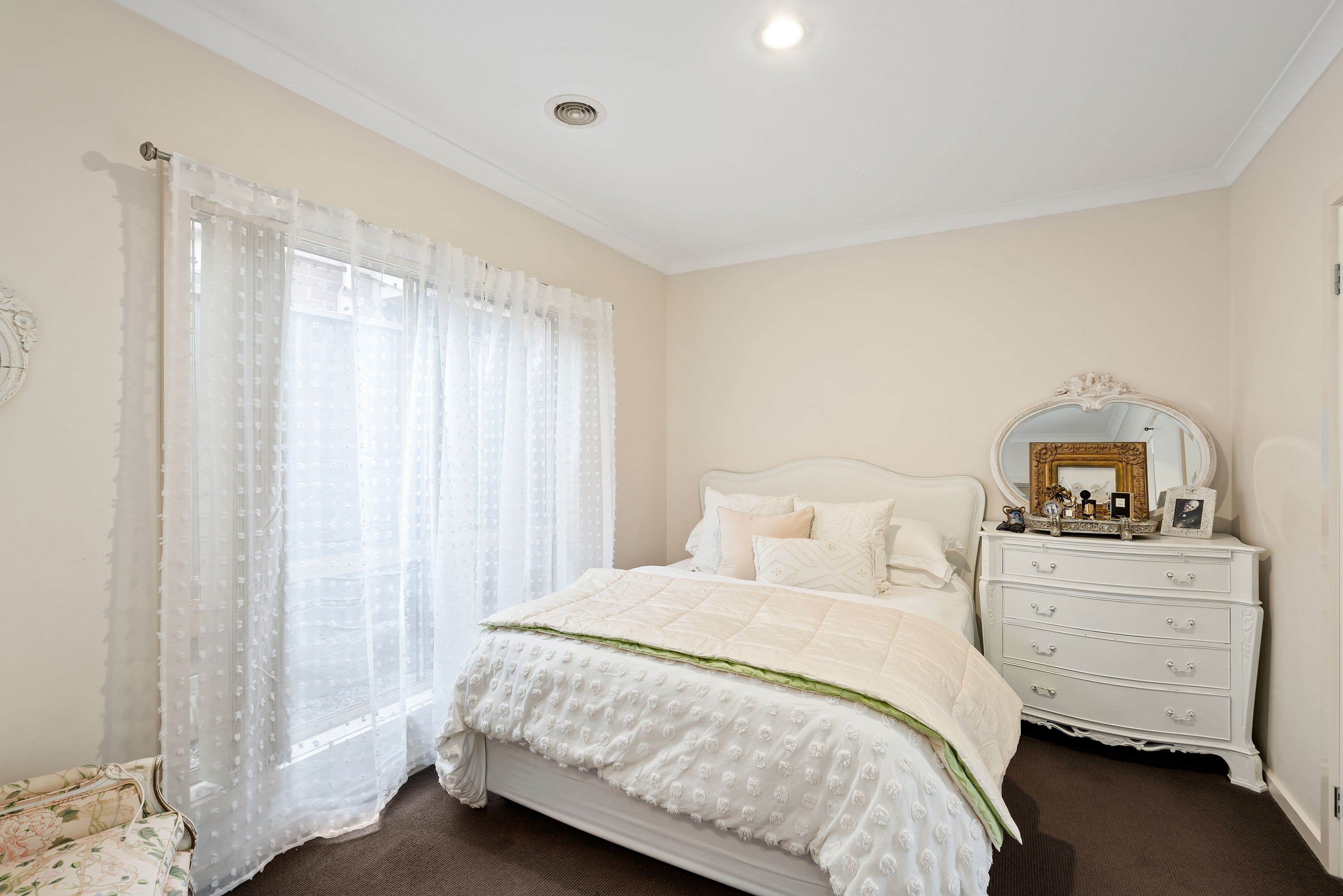 17B Keith Avenue, Sunbury VIC 3429, Sunbury - Thumbnail 6