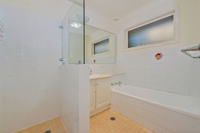 70 Rosemead Road, HORNSBY NSW 2077, Hornsby - Thumbnail 6
