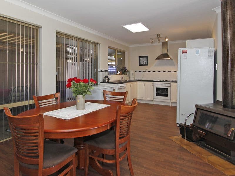 131 Avon Avenue, Banksia Beach, QLD, 4507, Banksia Beach - Thumbnail 6