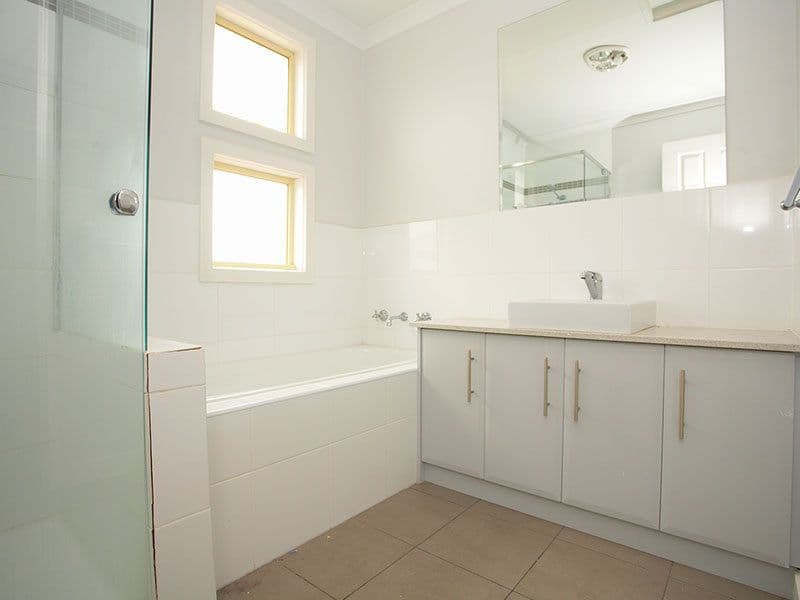 184 Civic Parade, Altona - Thumbnail 3