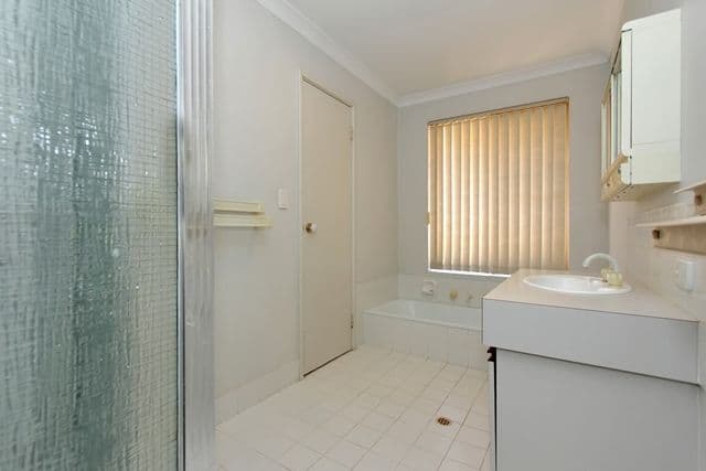 25 Golden Retreat, BULLSBROOK WA 6084, Bullsbrook - Thumbnail 4