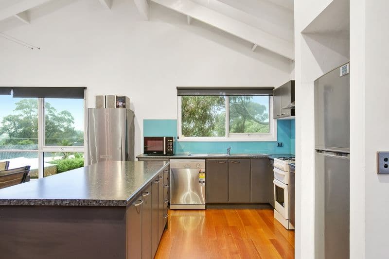 31 Raywood Avenue, Cowes VIC 3922, Cowes - Thumbnail 5