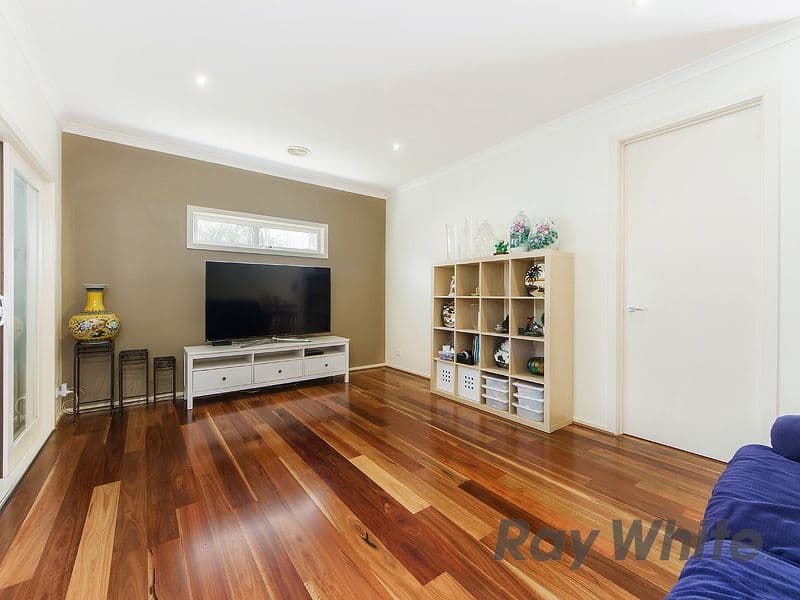 6 Edgewood Court, Cairnlea VIC 3023, Cairnlea - Thumbnail 5