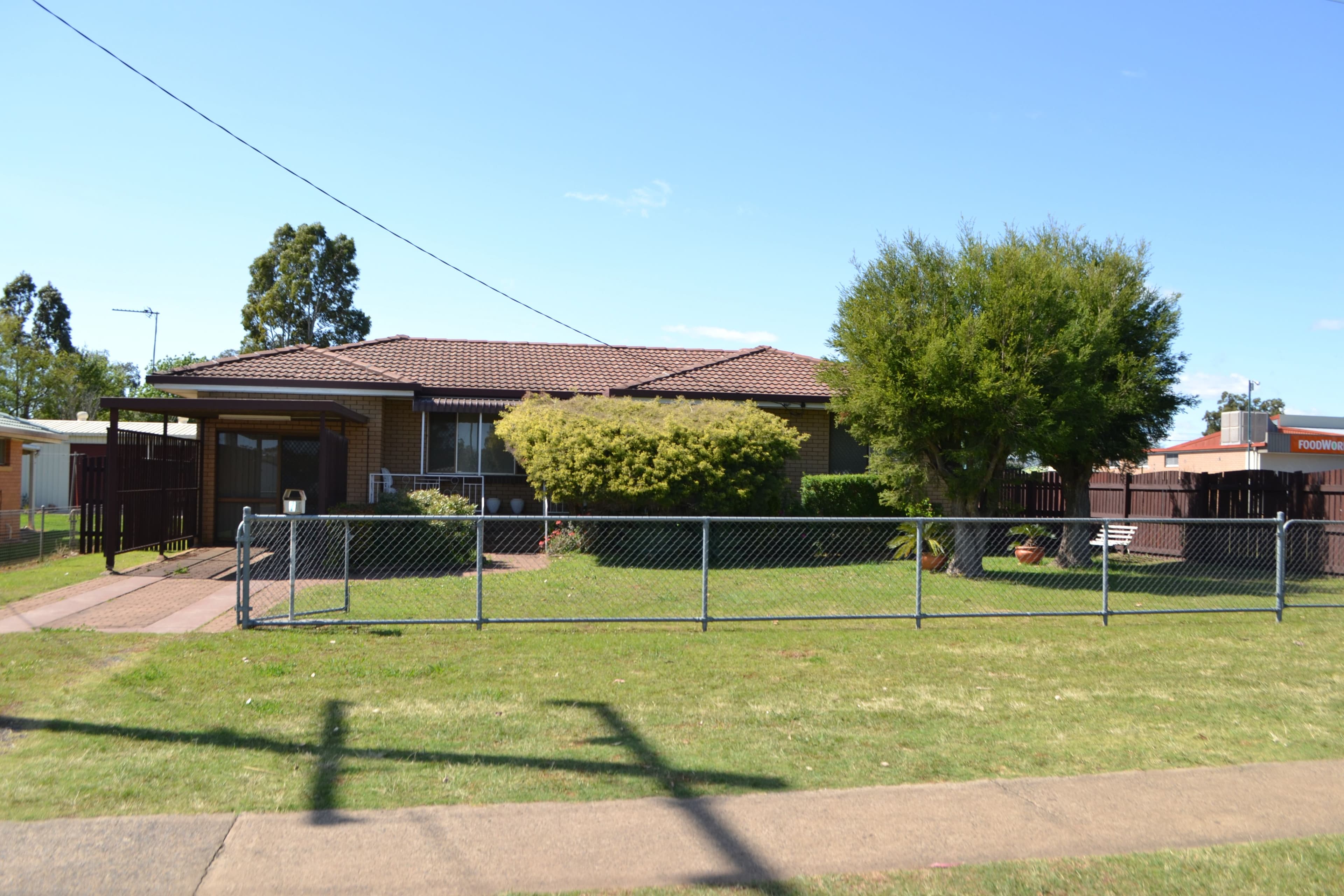 7 Toowoomba Road, Oakey QLD 4401, Oakey - Image 1