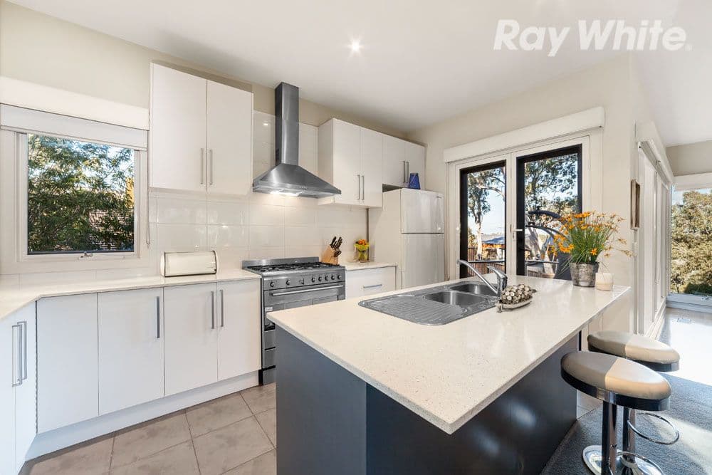 13 Lookout Rise, Macleod VIC 3085, Macleod - Thumbnail 4