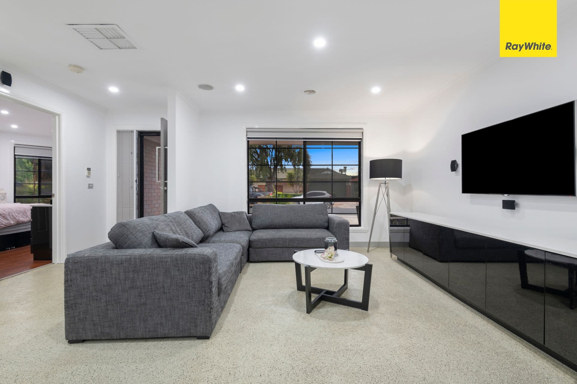 6 Renae Way, Sydenham VIC 3037, Sydenham - Thumbnail 3