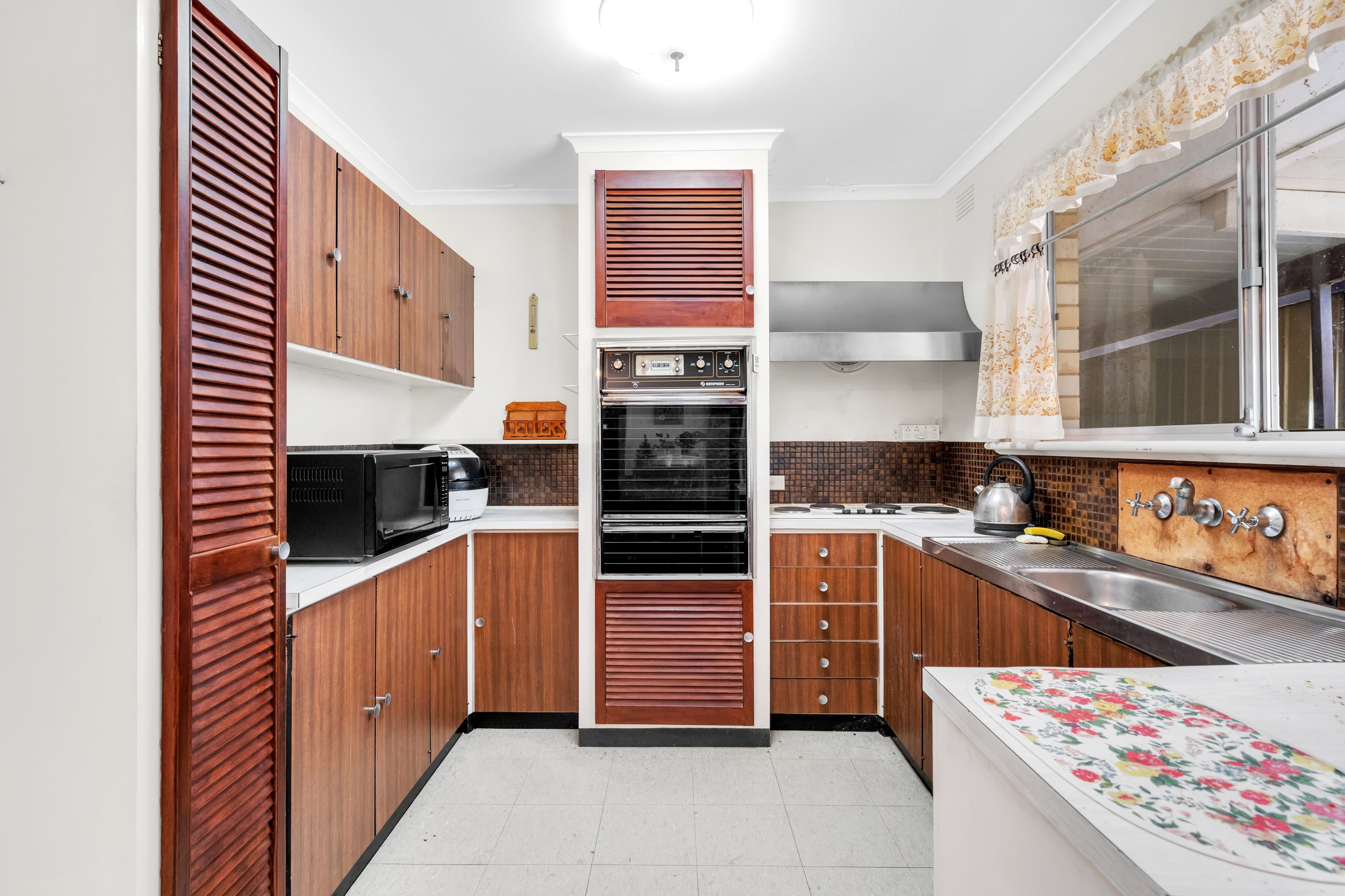 15 Seavington Road, Elizabeth Park SA 5113, Elizabeth Park - Thumbnail 2
