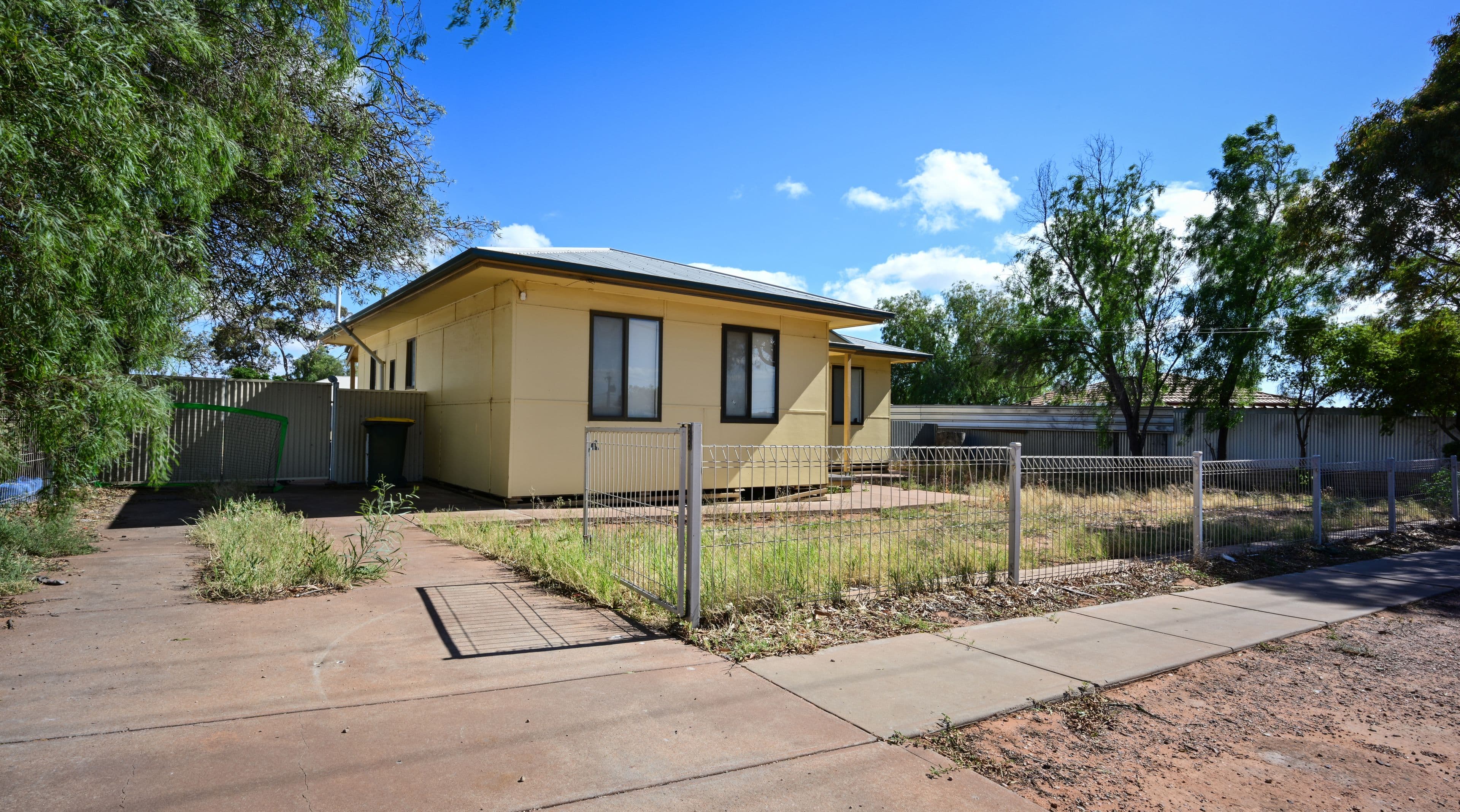 16 Hunter Crescent, Port Augusta SA 5700, Port Augusta - Thumbnail 2