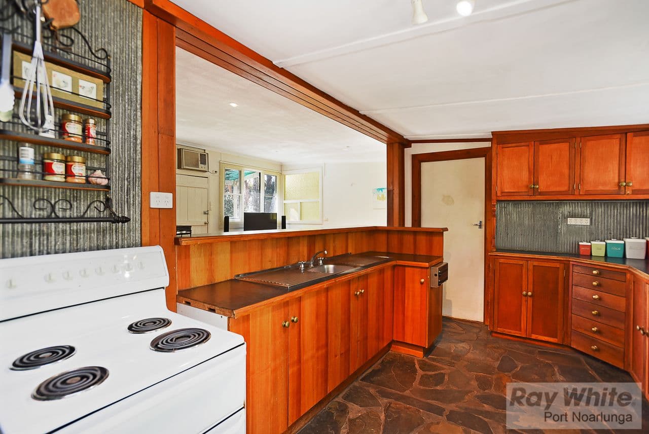 16 Dodd Avenue, Port Noarlunga SA 5167, Port Noarlunga - Thumbnail 5