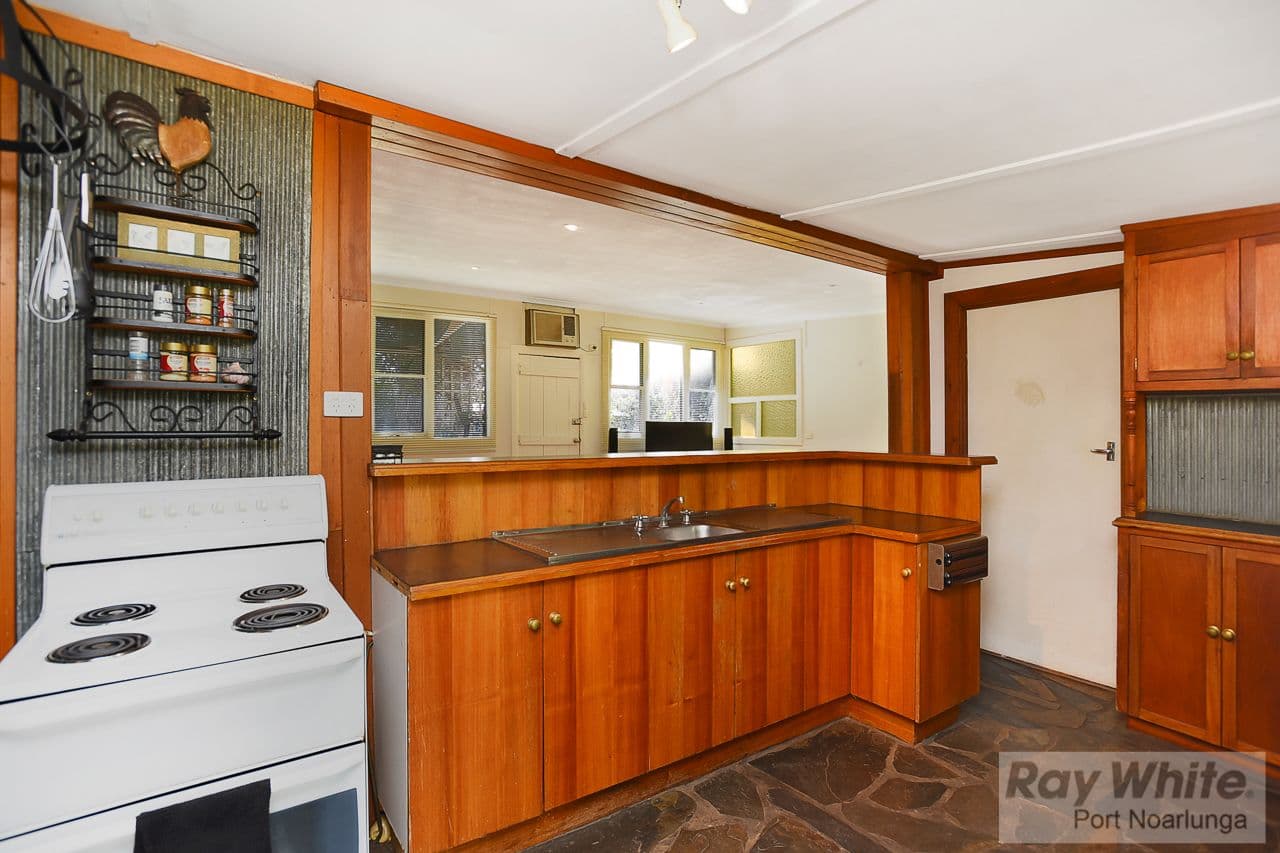 16 Dodd Avenue, Port Noarlunga SA 5167, Port Noarlunga - Thumbnail 6