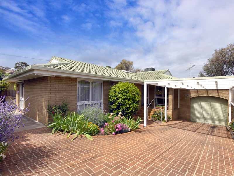 1 Reigate Road, HIGHTON VIC 3216, Highton - Image 1