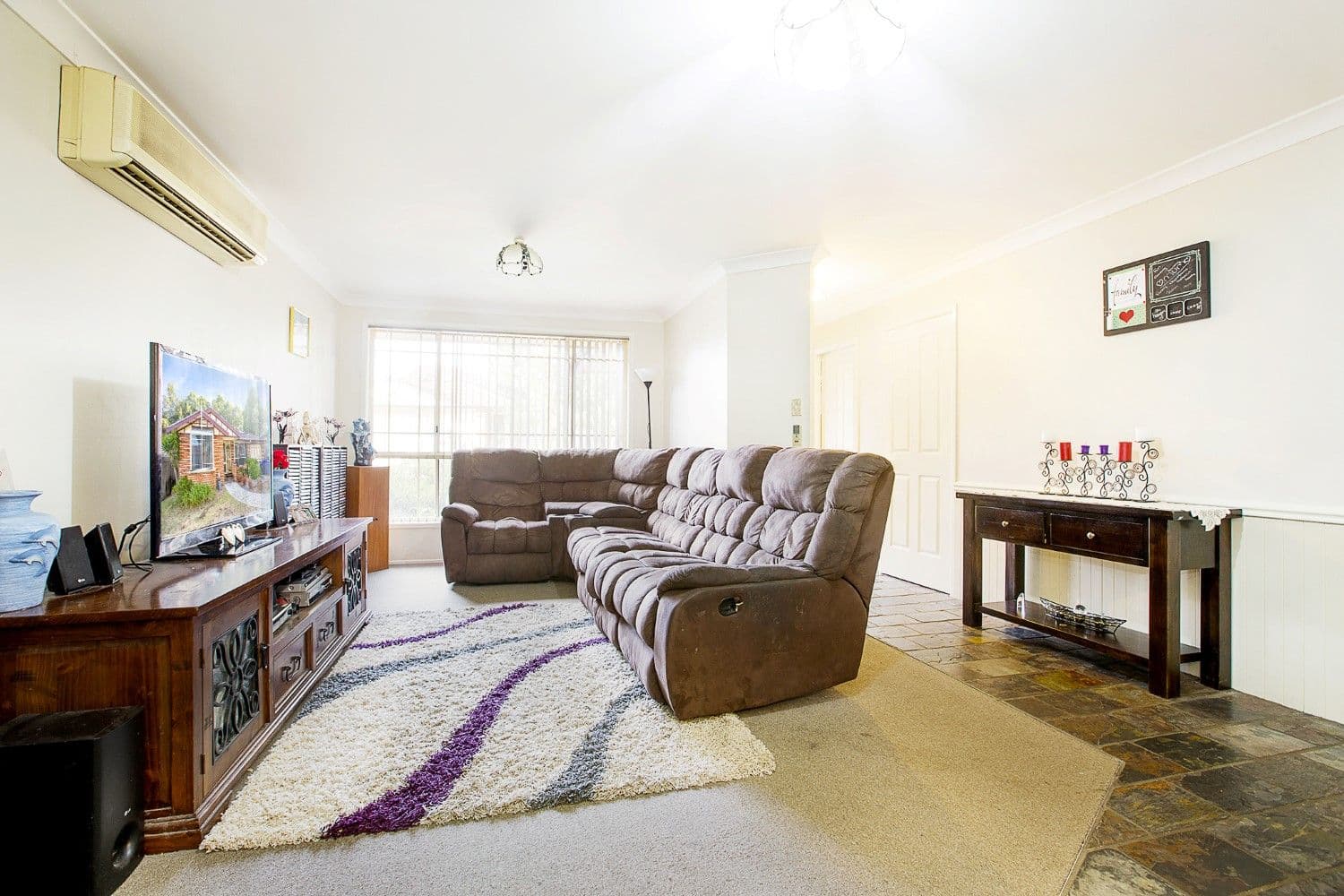 8 Pardalote Place, Glenmore Park - Thumbnail 2