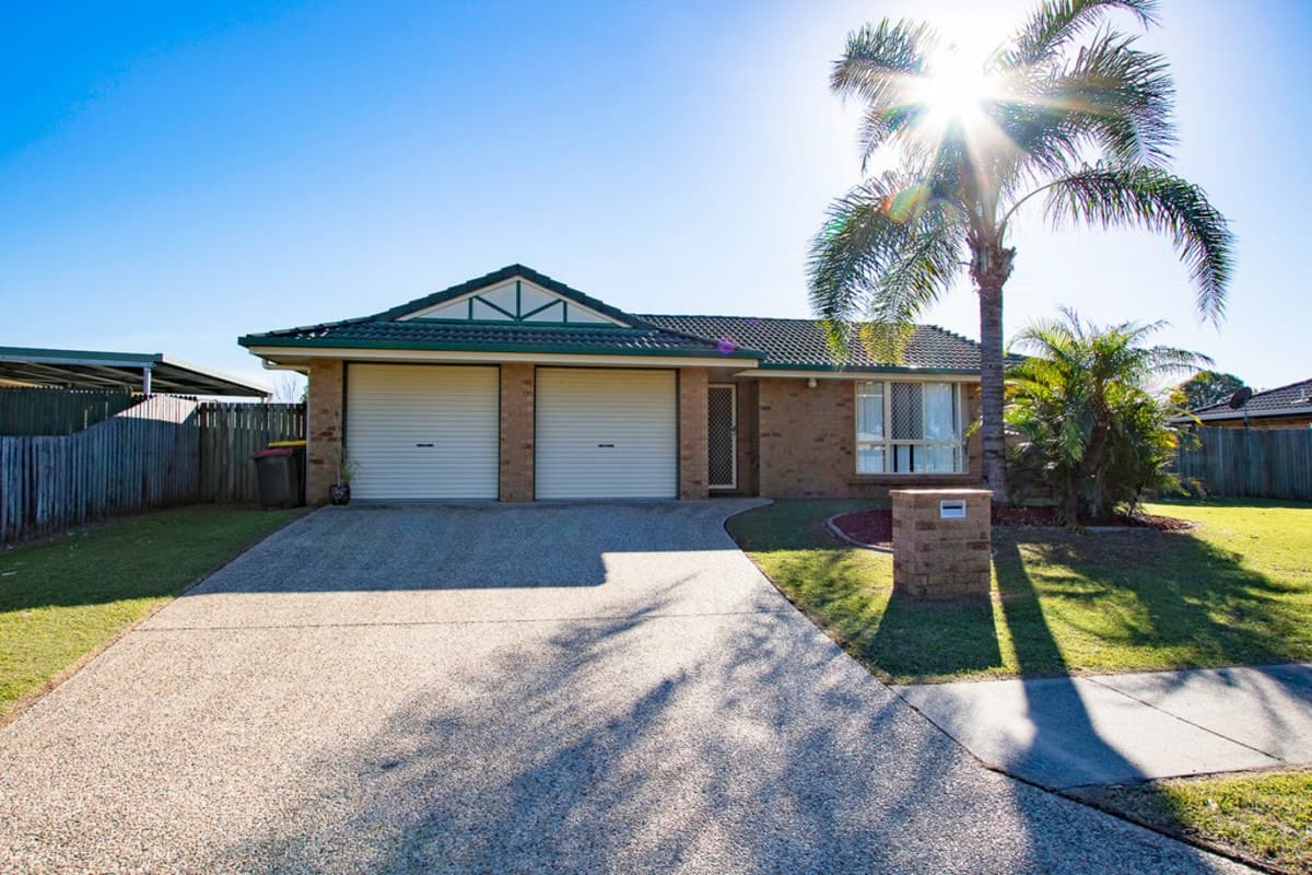 52 Phillip Parade, DECEPTION BAY, Deception Bay - Thumbnail 2