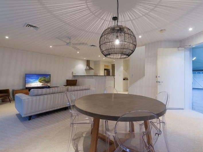 15 Andrews Close, Port Douglas QLD 4877, Port Douglas - Thumbnail 2