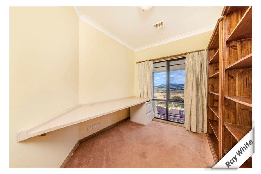 388 Royalla Drive, Royalla - Thumbnail 6