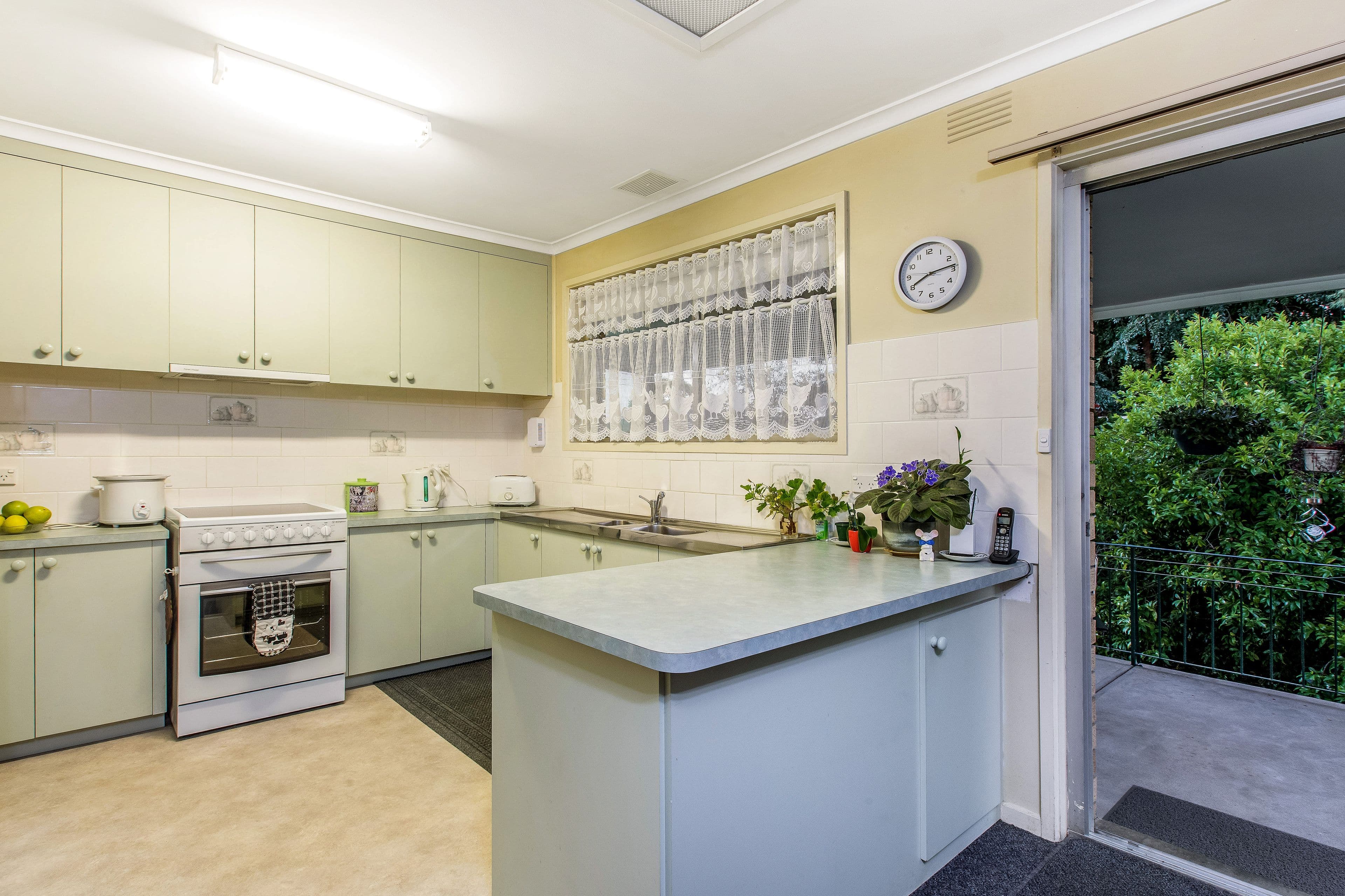 3 Tyabb Court, Frankston VIC 3199, Frankston - Thumbnail 2