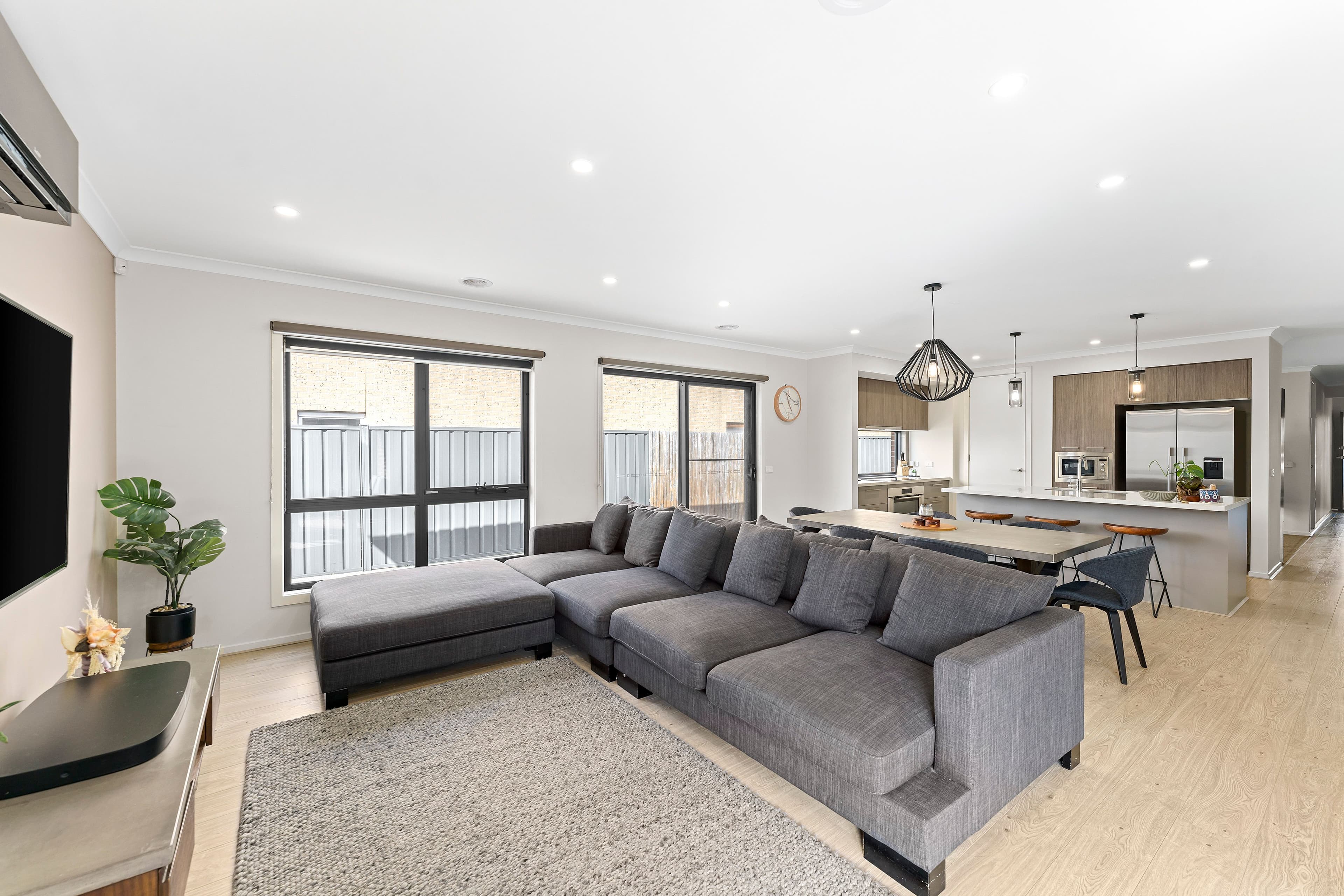 21 Enterprise Circuit, FRASER RISE VIC 3336, Fraser Rise - Thumbnail 3