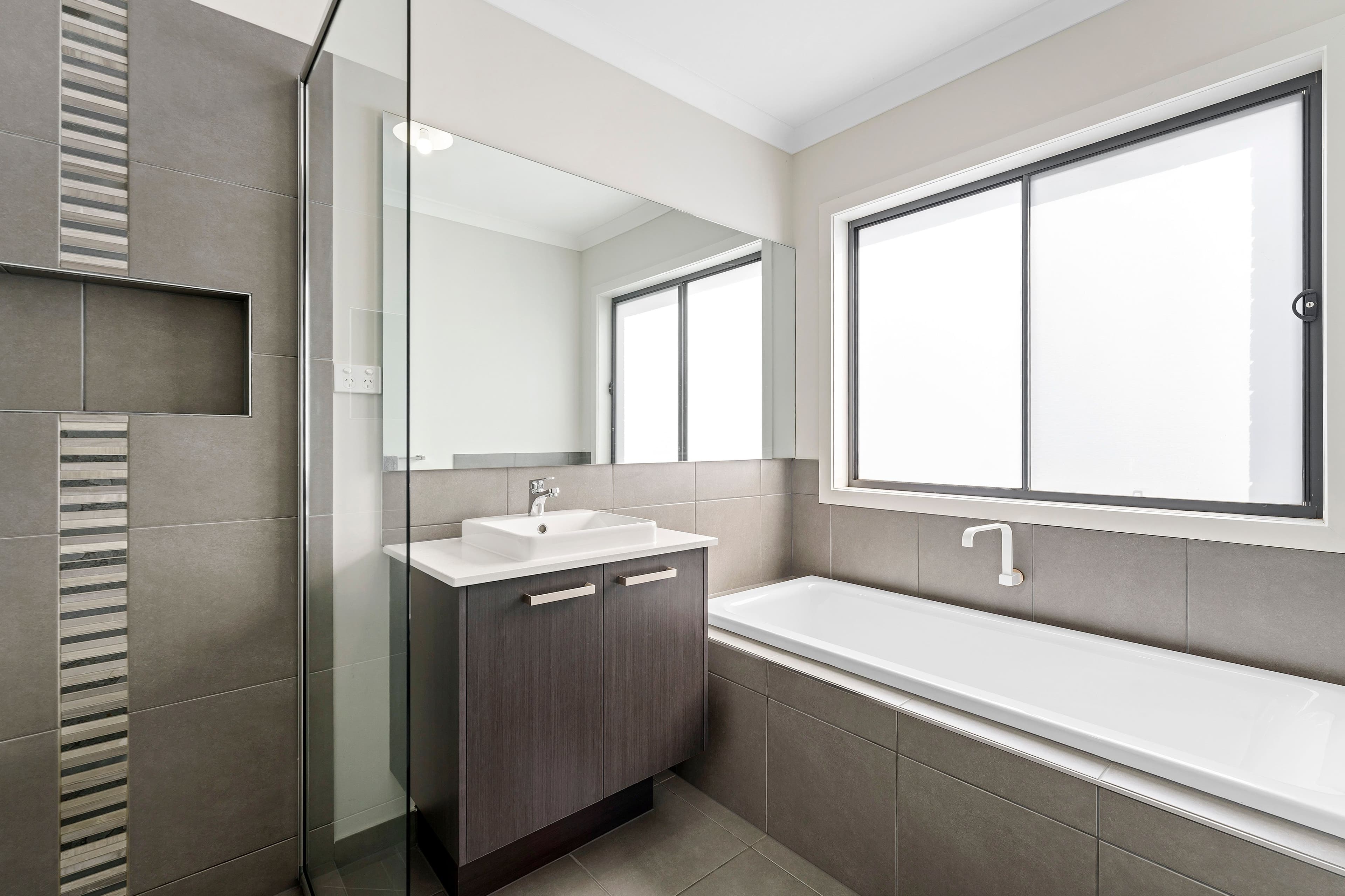 21 Enterprise Circuit, FRASER RISE VIC 3336, Fraser Rise - Thumbnail 8