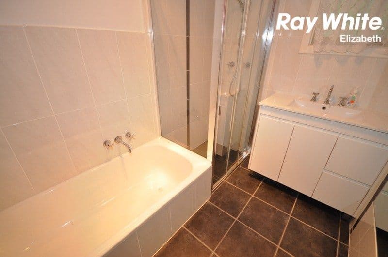 11 Burstock Street, Elizabeth Park SA 5113, Elizabeth Park - Thumbnail 5