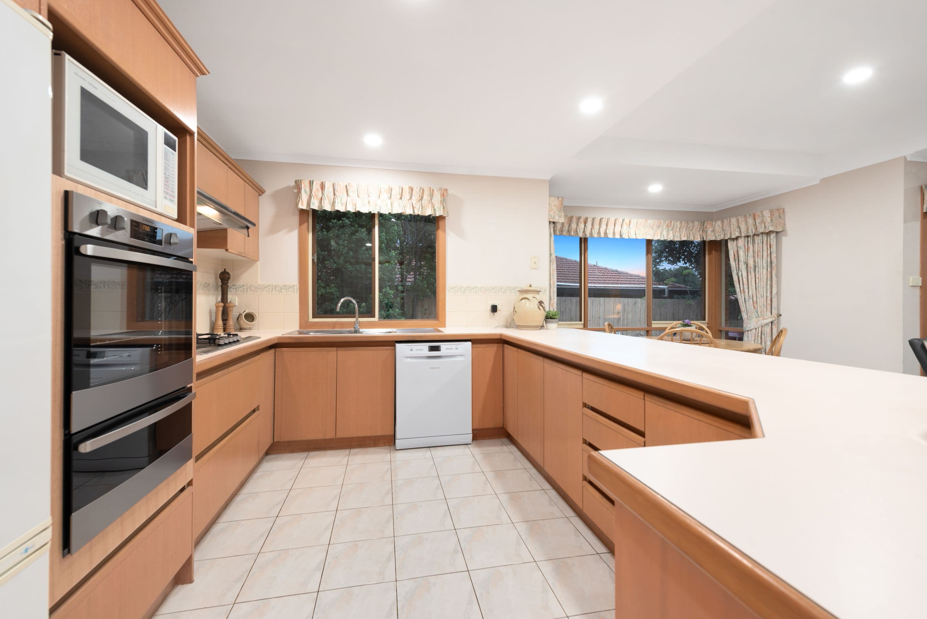 5 Fiscom Court, Croydon North VIC 3136, Croydon North - Thumbnail 3