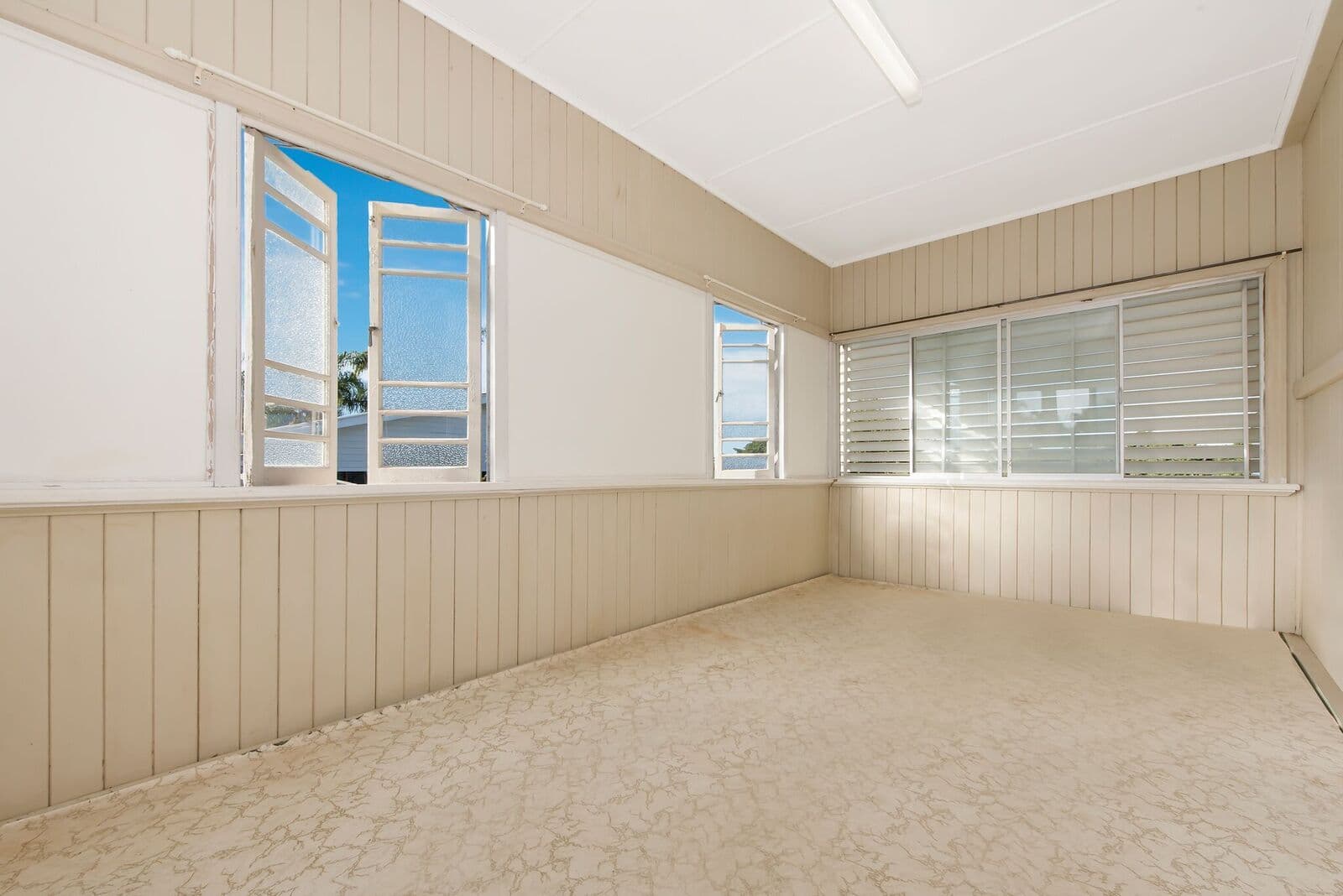9 Leura Street, Doncaster East - Thumbnail 2