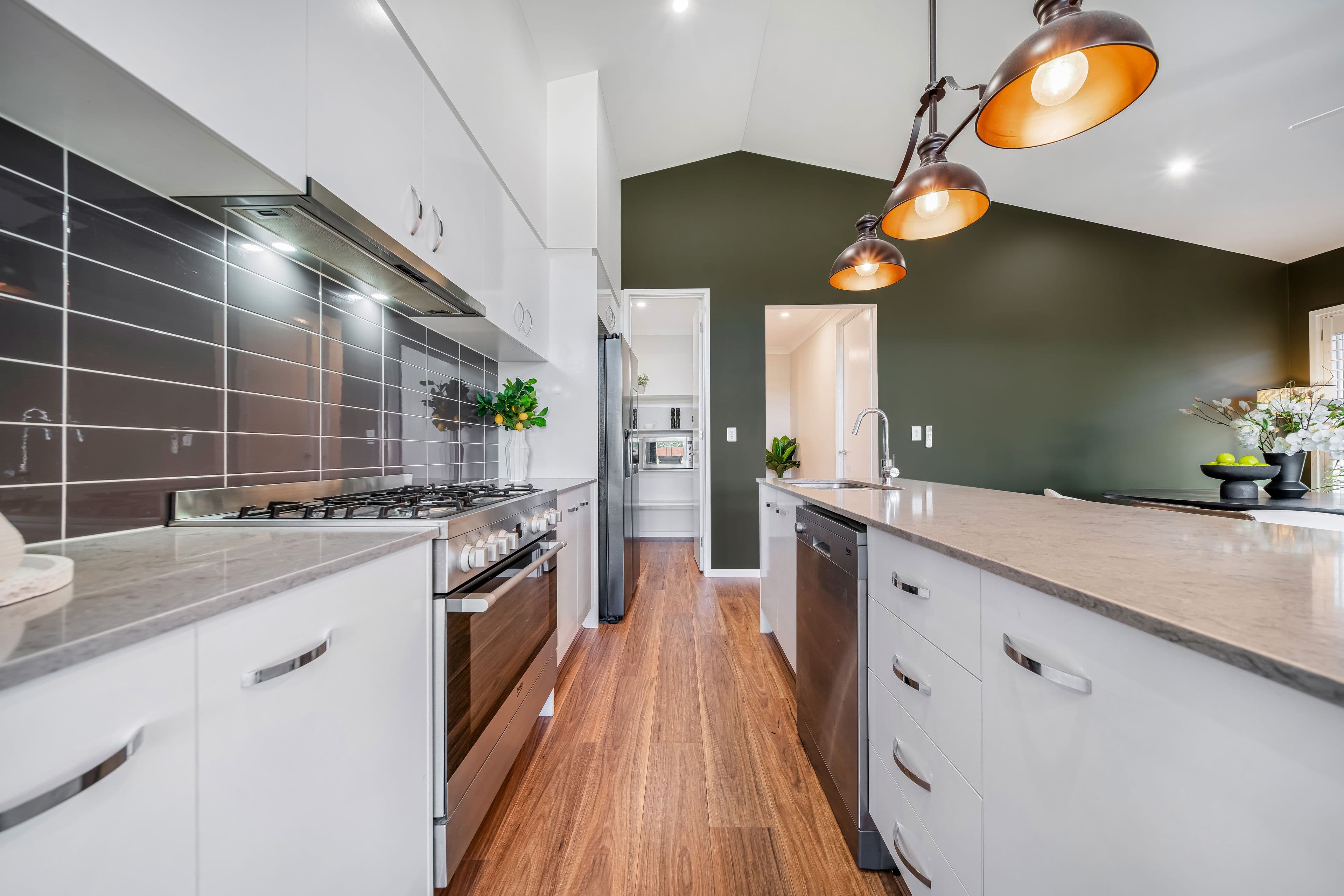 35 Maddock Avenue, Mooloolah Valley QLD 4553, Mooloolah Valley - Thumbnail 4