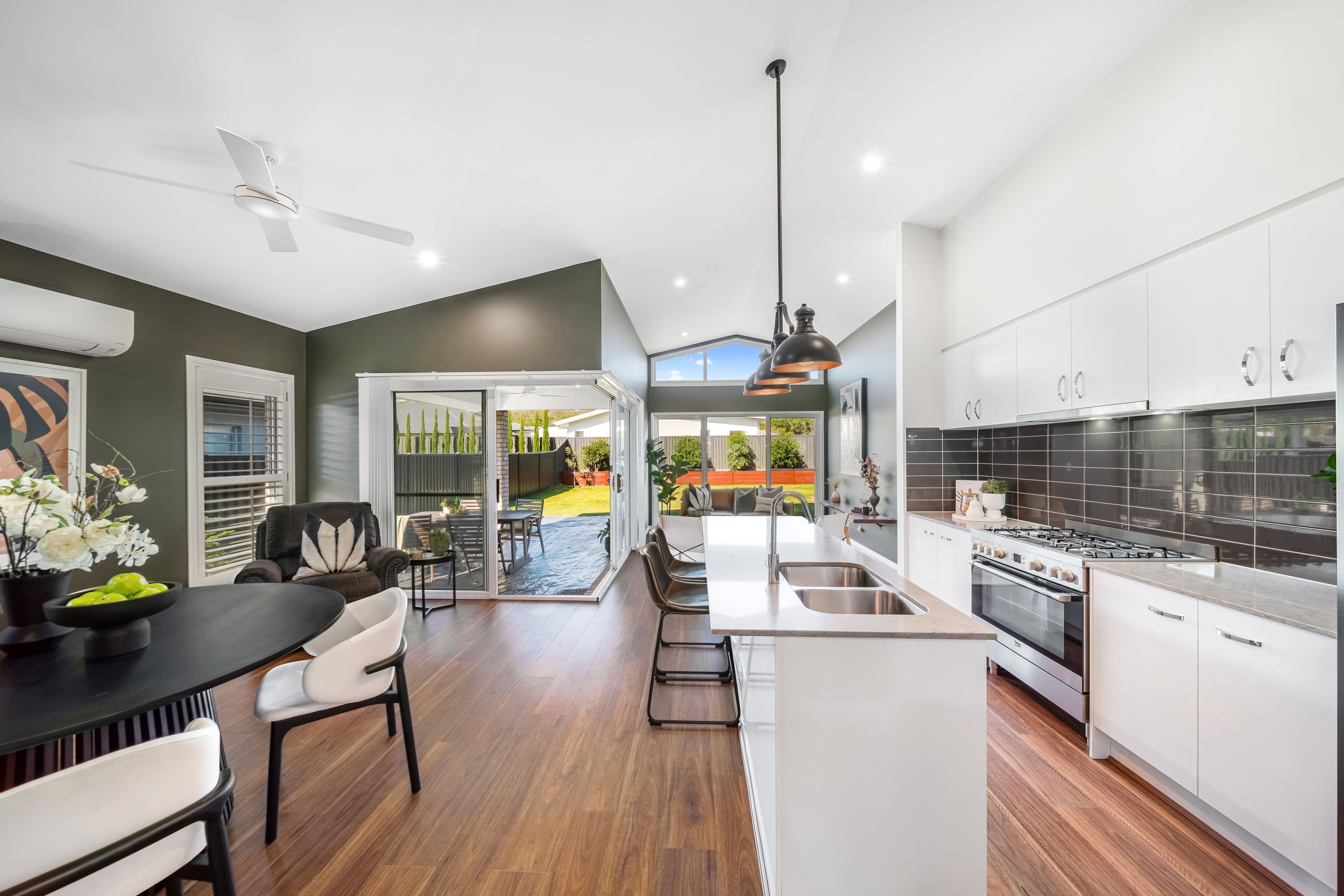 35 Maddock Avenue, Mooloolah Valley QLD 4553, Mooloolah Valley - Thumbnail 5