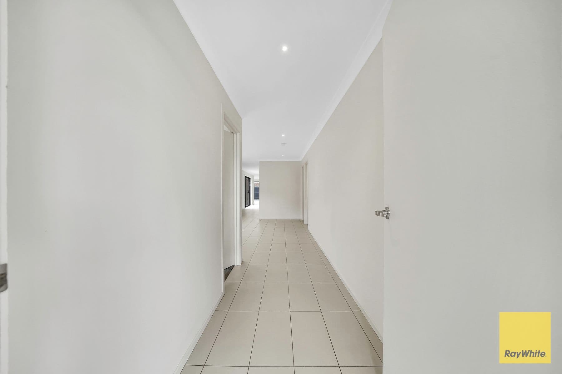 10 mercedes Drive, Tarneit VIC 3029, Tarneit - Thumbnail 3