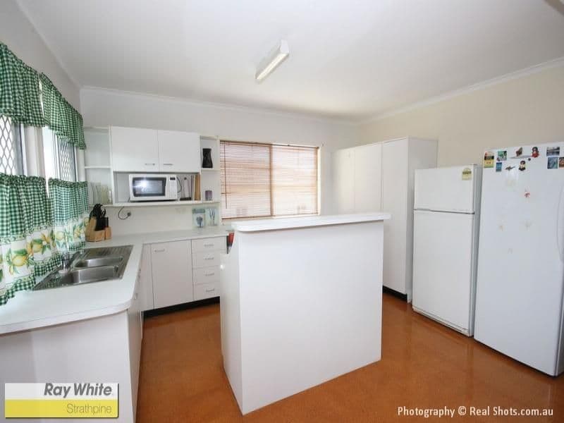 1 Fox Street, STRATHPINE QLD 4500, Strathpine - Thumbnail 3