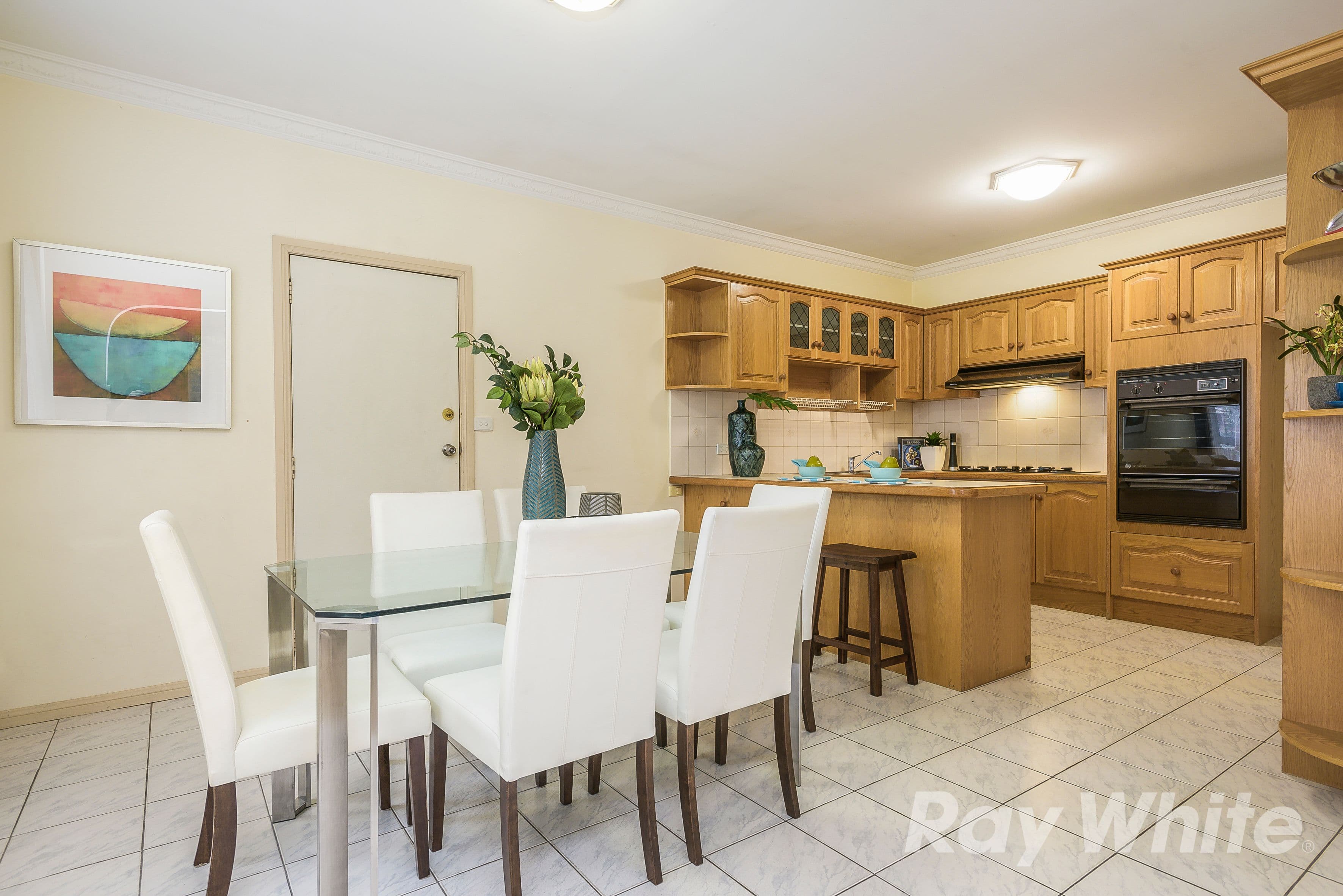 6 Hinkler Road, Glen Waverley VIC 3150, Glen Waverley - Thumbnail 4
