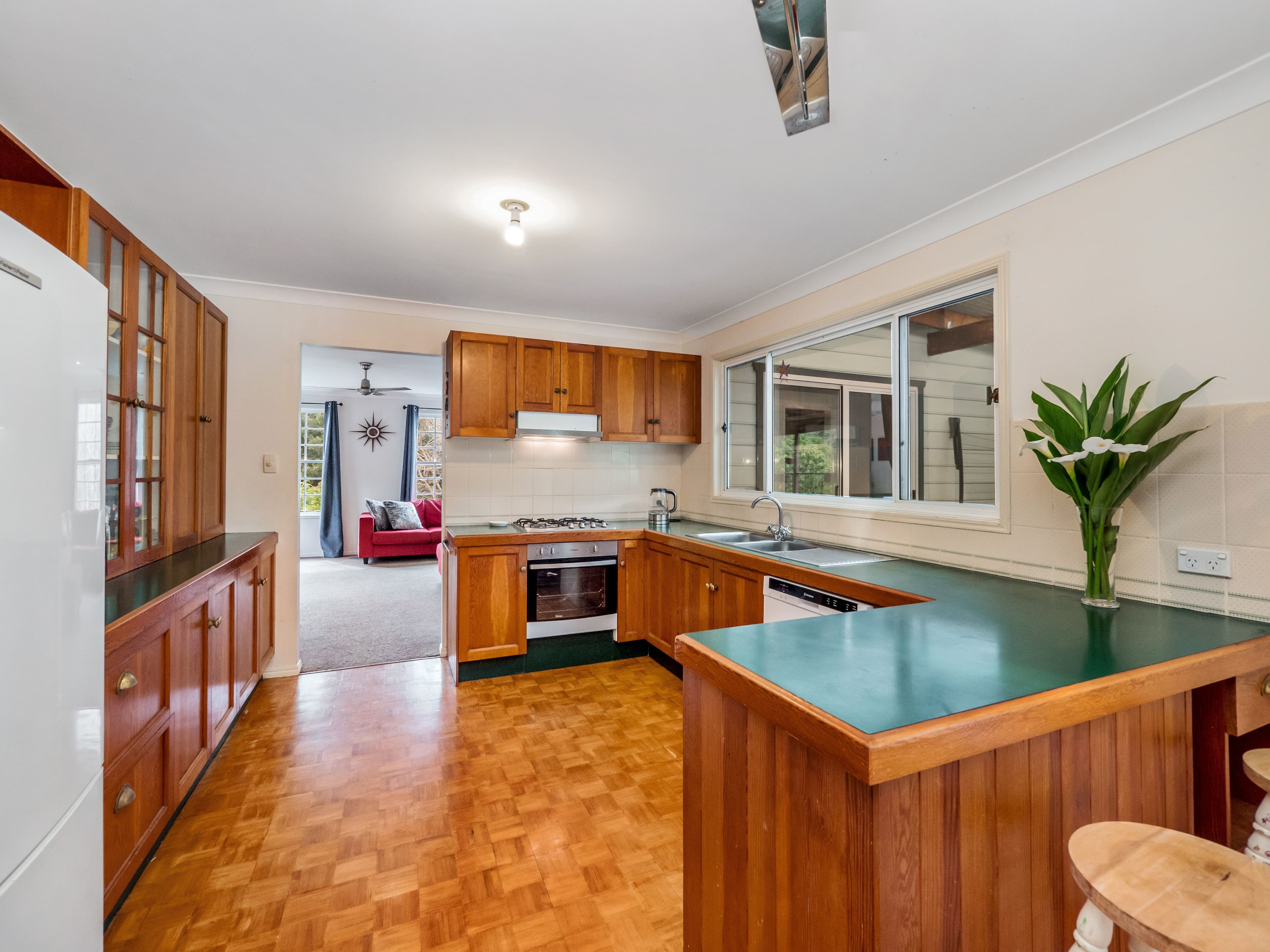 11 Henderson Place, Modanville - Thumbnail 5