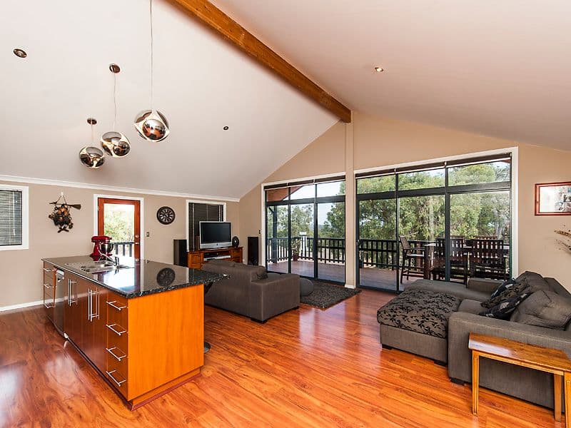 330 Maine-Anjou Drive, Lower Chittering WA 6084, Lower Chittering - Thumbnail 3