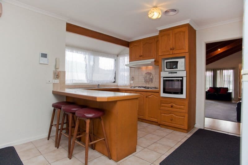 26 Guinea Court, EPPING VIC 3076, Epping - Thumbnail 4