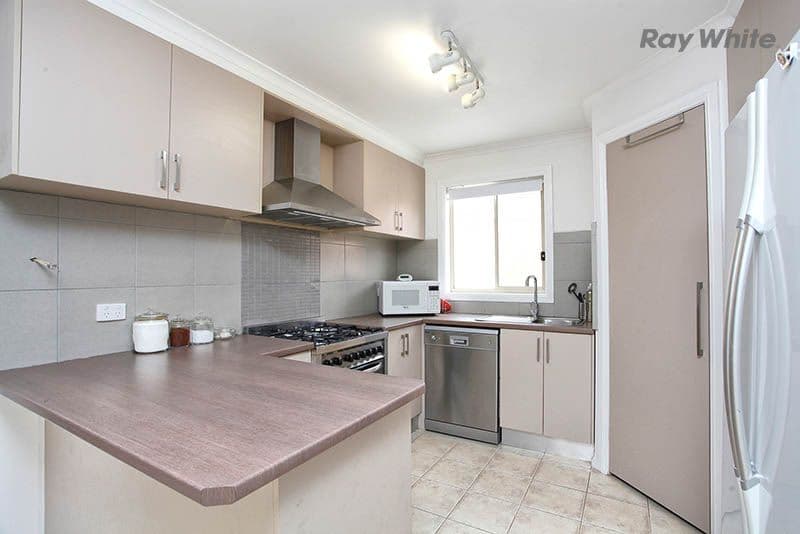 7 Linden Street, Altona Meadows VIC 3028, Altona Meadows - Thumbnail 3