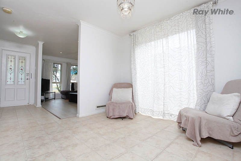 7 Linden Street, Altona Meadows VIC 3028, Altona Meadows - Thumbnail 4