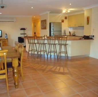 12 Woodglen Street, KURABY QLD 4112, Kuraby - Thumbnail 3