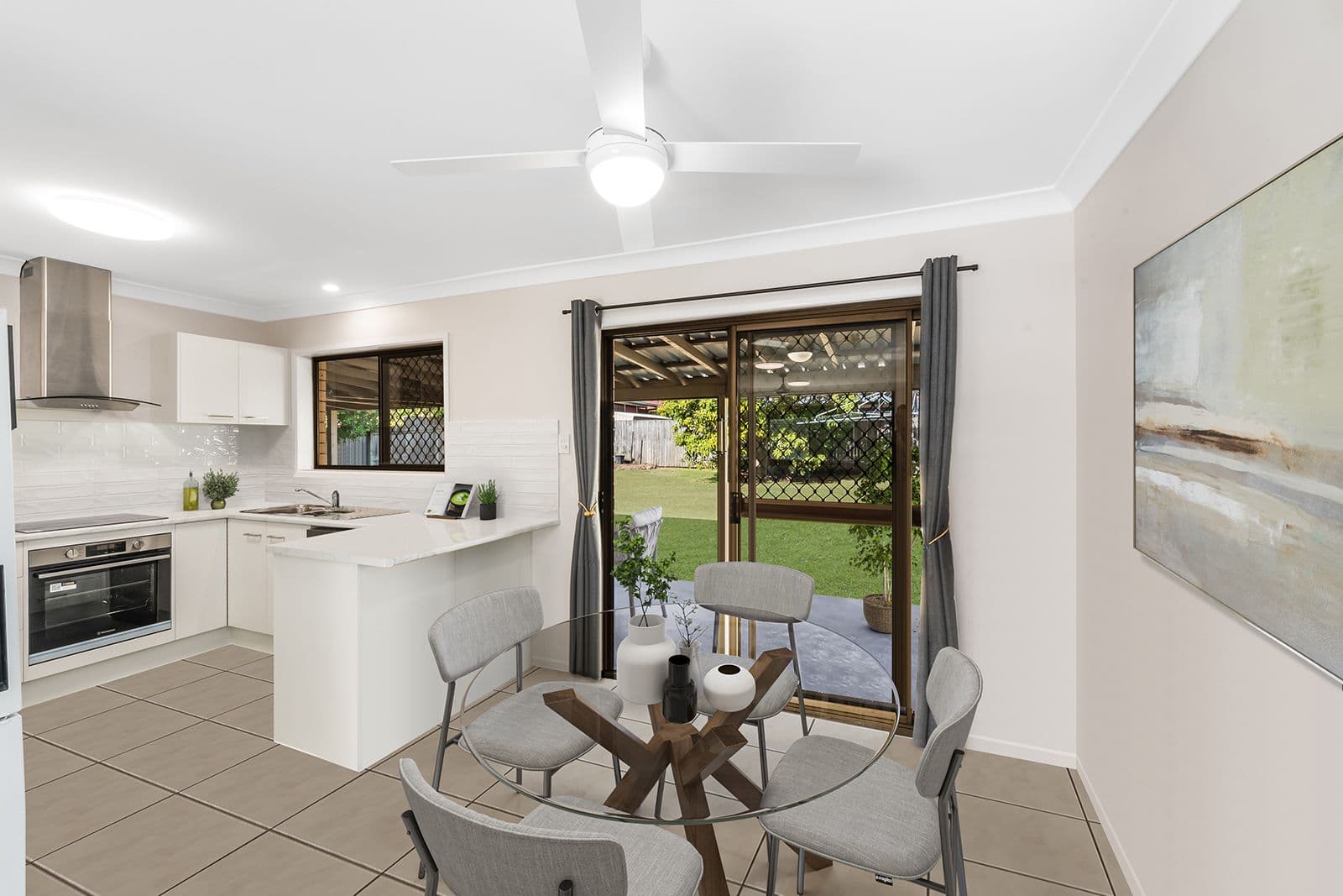 329 Cliveden Avenue, Oxley QLD 4075, Oxley - Thumbnail 3