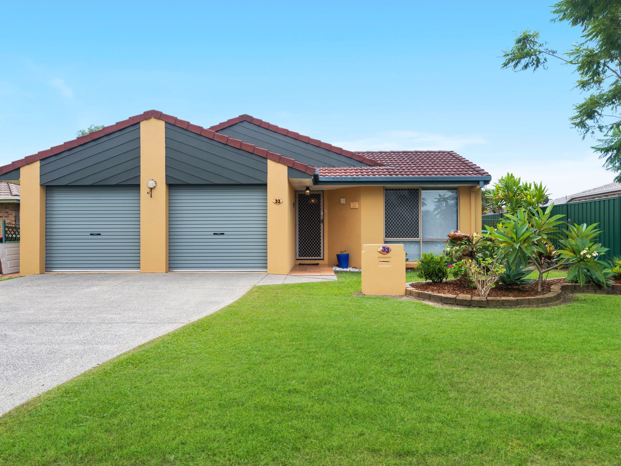 33 Roundelay Drive, Varsity Lakes QLD 4227, Varsity Lakes - Thumbnail 2