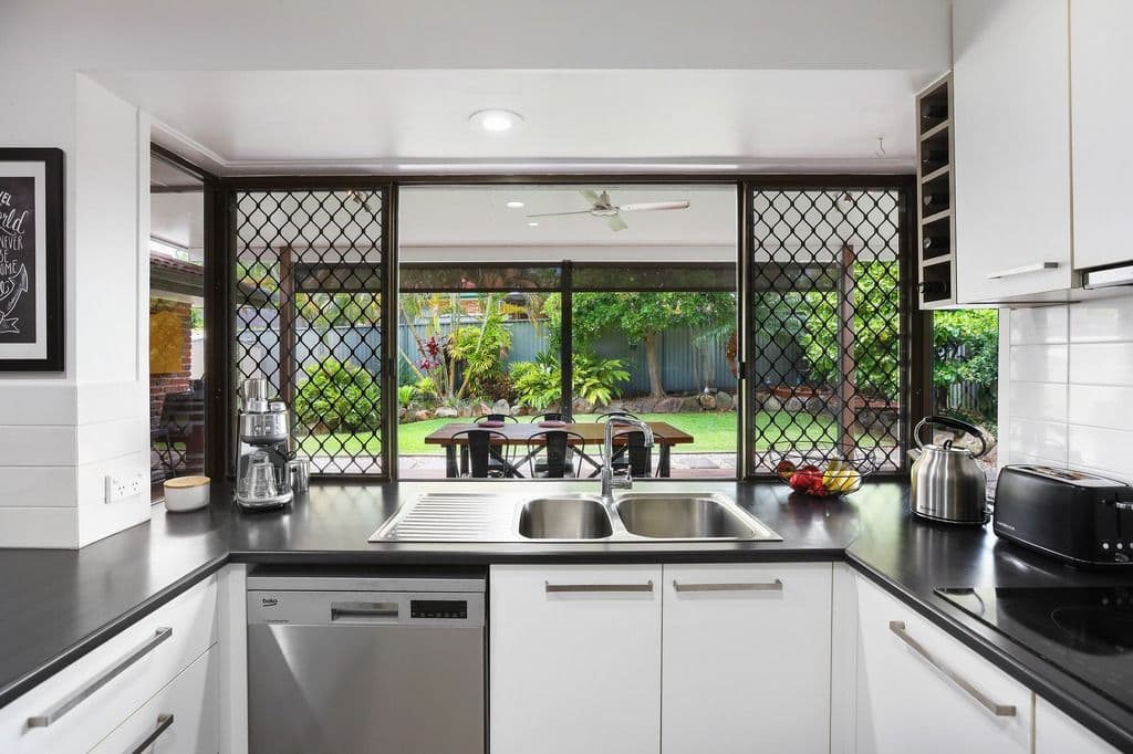 23 Angaston Avenue, Carrara QLD 4211, Carrara - Thumbnail 5