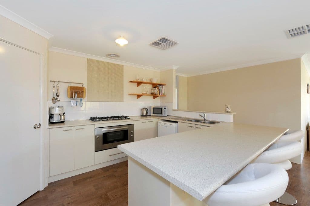 1 Borough Road, BALDIVIS WA 6171, Baldivis - Thumbnail 2