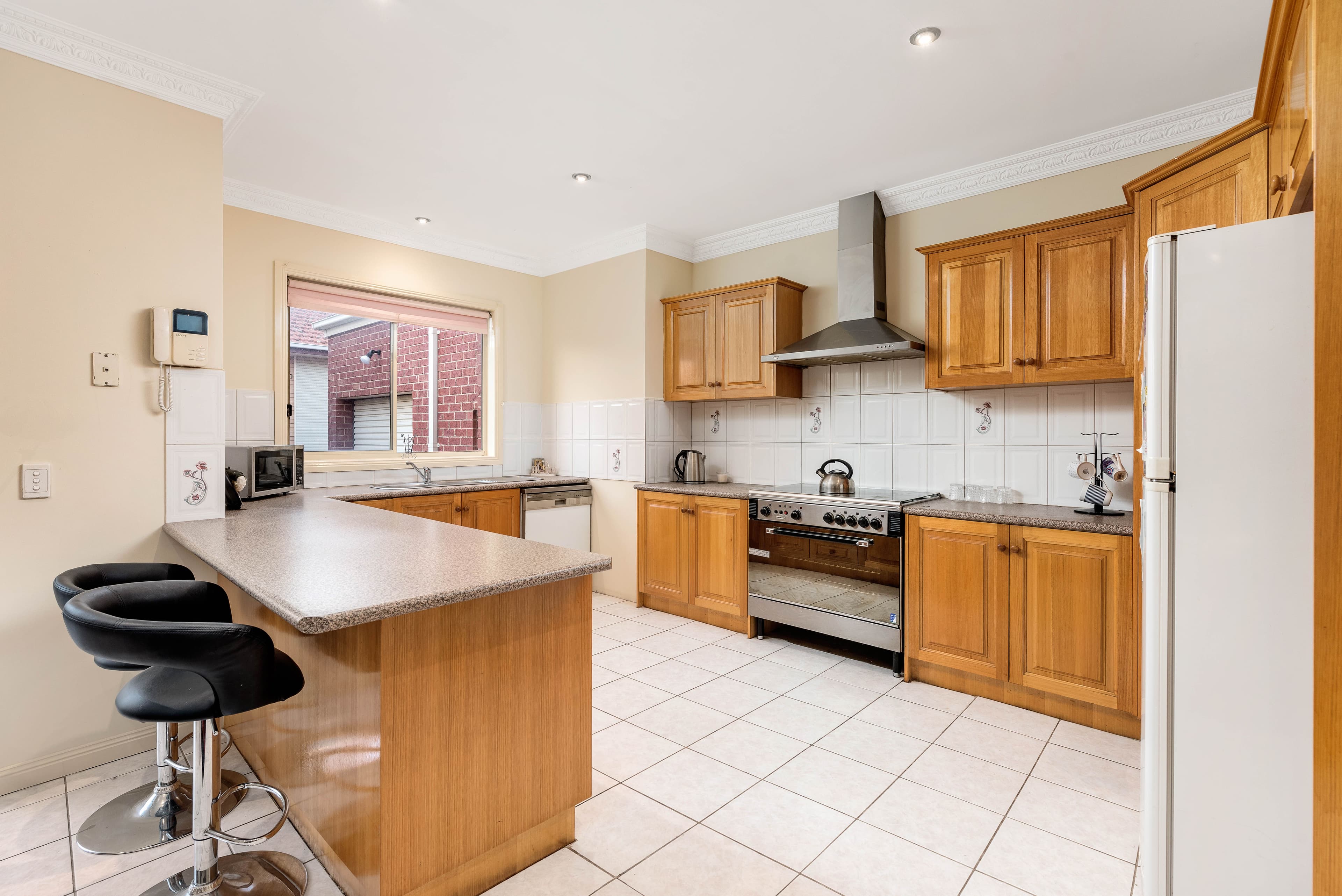 54 Telopea Crescent, Mill Park VIC 3082, Mill Park - Thumbnail 3