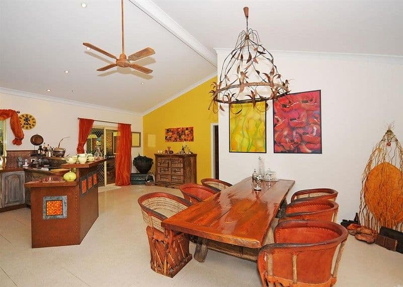 34 Senor Avenue, URANGAN QLD 4655, Urangan - Thumbnail 2